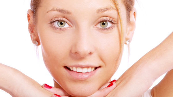 小孩子腳上長(zhǎng)雞眼怎么辦