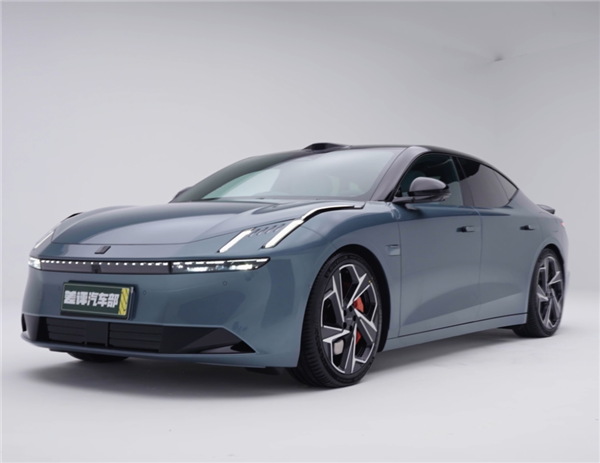 領(lǐng)克的純電車來了 想買極氪001的該糾結(jié)了