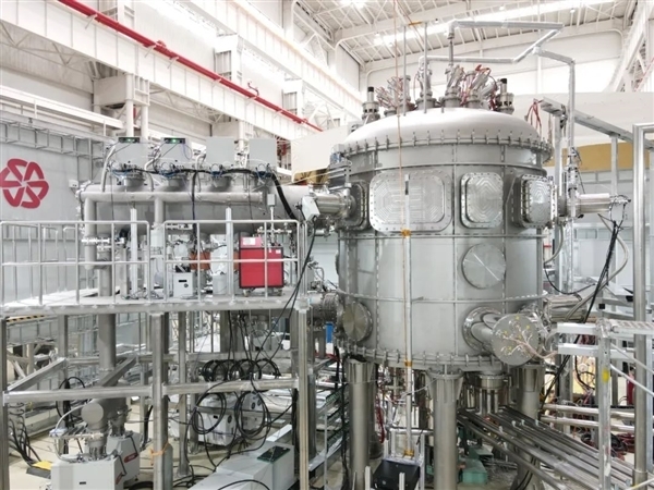 米哈游投資的人造太陽(yáng)啟動(dòng)了：洪荒70托卡馬克成功放電！全球首臺(tái)