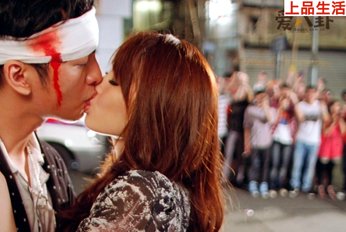 連詩雅四年更換十九個男友