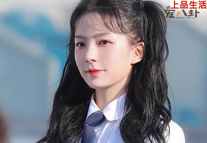 陳卓璇背景如何