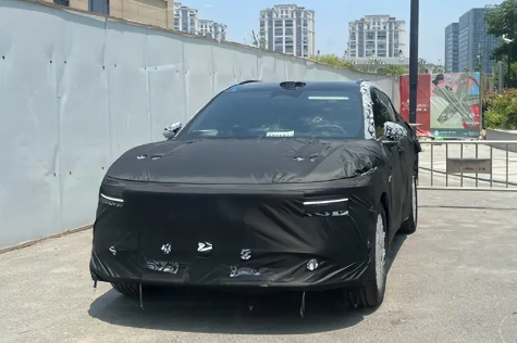 800V技術(shù)上車！極氪CX1E偽裝車曝光：年內(nèi)首發(fā)