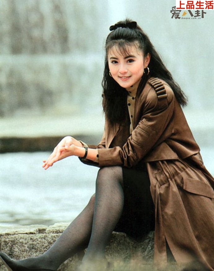 李賽鳳被曝光出軌干兒子