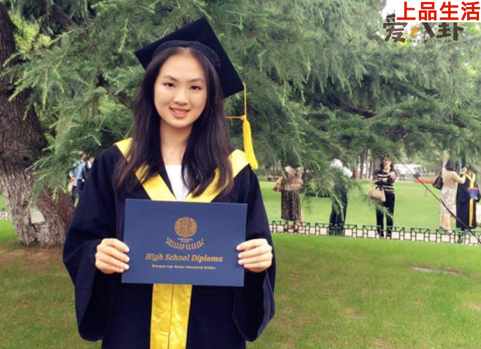 華為小公主畢業(yè)于哈佛