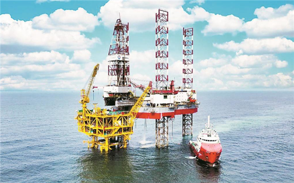 六站合一！我國海上首個全方位綠色設計油田投產(chǎn)