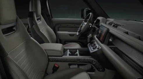 史上強(qiáng)路虎衛(wèi)士！全新衛(wèi)士Octa發(fā)布：搭載寶馬V8發(fā)動(dòng)機(jī)