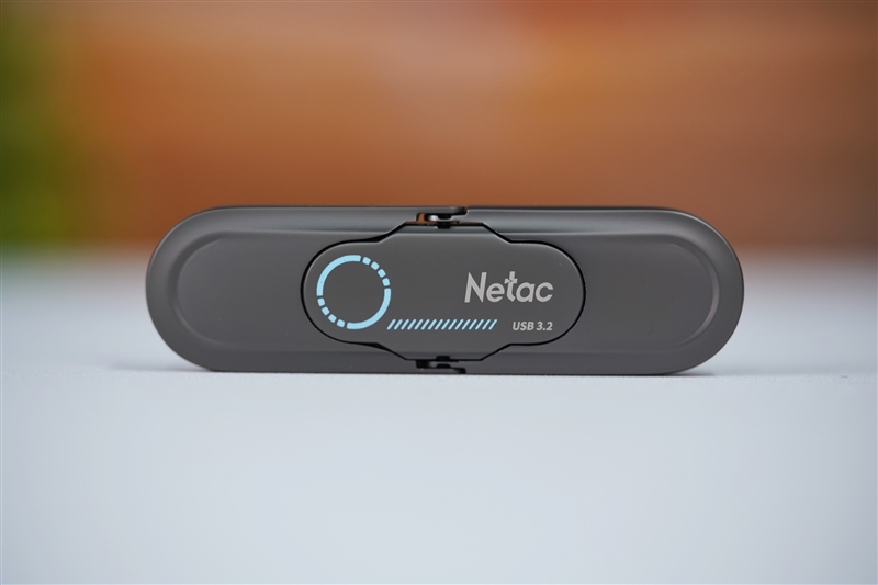 朗科US9固態(tài)U盤評測：雙接口超方便、1GB/s讀寫兩倍于SATA SSD