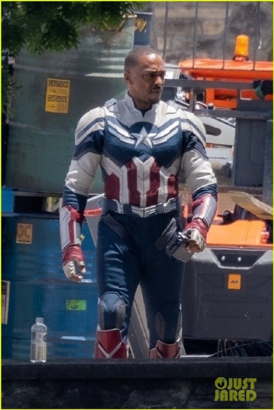 《美國隊長4：美麗新世界》新片場照曝光！黑人美隊新形象