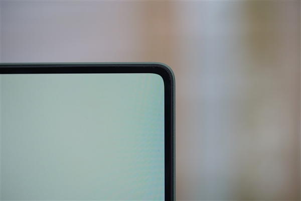 全球首發(fā)磁吸攝像頭！榮耀MagicBook Art 14圖賞