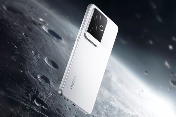 預(yù)售賣(mài)爆！真我GT6今日首銷(xiāo)：2799元起 同檔強(qiáng)直屏旗艦