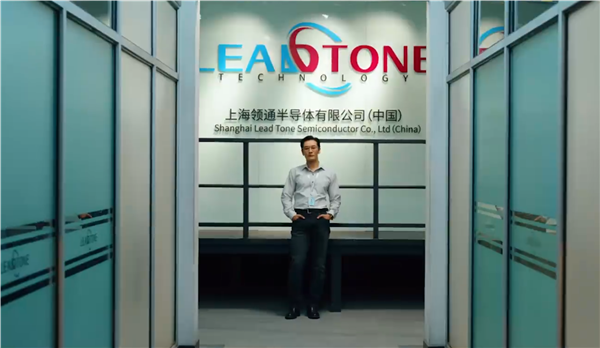 首部芯片創(chuàng)業(yè)題材國(guó)產(chǎn)??！黃曉明《赤熱》今晚央視八套、騰訊視頻開(kāi)播