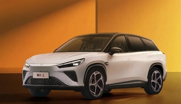 破解自燃難題！哪吒汽車防火專利亮相：車位四周自動噴水滅火