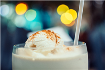 小伙吃冰淇淋后腦結(jié)冰 醫(yī)生提醒：不要在運(yùn)動(dòng)后猛吃冷飲