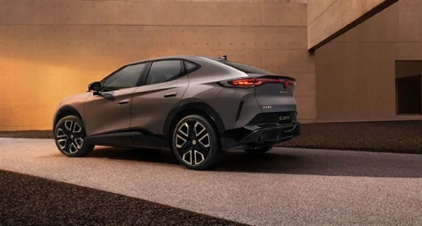 20.99萬(wàn)！金標(biāo)純電大眾來(lái)了 買車還送金牌