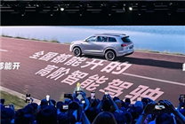 出租司機先別慌 智駕行業(yè)的程序員們會更早被AI搶飯碗