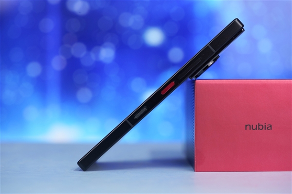 完美真全面屏！努比亞Z60 Ultra領(lǐng)先版圖賞