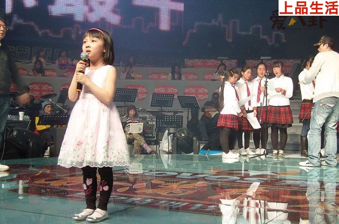 童聲《我愛我的祖國(guó)》來源于楊沛宜