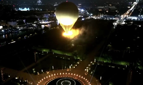 140秒回顧巴黎奧運(yùn)會(huì)開幕式：蒙娜麗莎竟然被小黃人偷走了