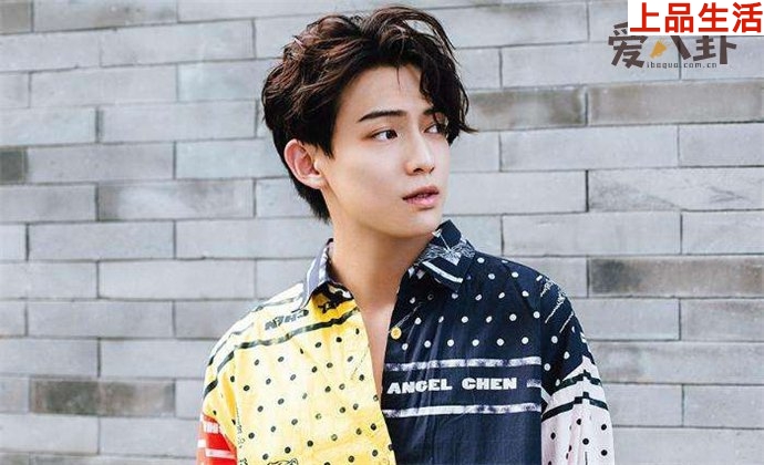 李逸男女友是誰