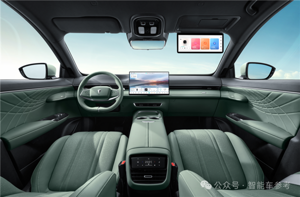 史上便宜華為智駕車！深藍(lán)S07視覺(jué)輕松挑戰(zhàn)重慶魔鬼高架