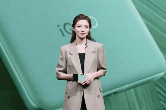 利用7天無(wú)理由退貨篩選產(chǎn)品被網(wǎng)友吐槽惡心！宋紫薇道歉：接受大家的批評(píng)