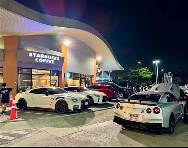 在排氣炸街、廢氣熏天的泰國(guó)：中國(guó)新能源車像個(gè)異類