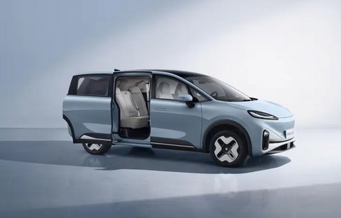 續(xù)航500KM、自帶側滑門！極狐考拉S官圖發(fā)布：8月7日上市