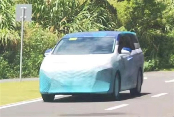 比騰勢D9更親民！比亞迪王朝全新MPV曝光：有望命名為周