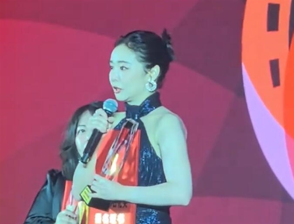 高葉百花獎(jiǎng)哭了:提名第37屆大眾電影百花獎(jiǎng)最佳女配角