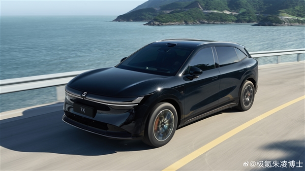品牌首款800V純電SUV 極氪7X新官圖發(fā)布：黑武士超驚艷