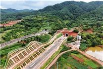 渝昆高鐵云南段貫通首座超5公里隧道：車程縮短至2小時(shí)