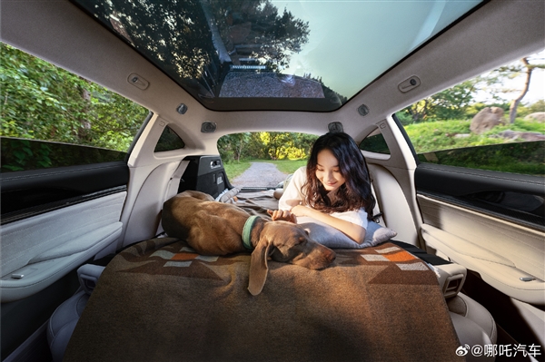 全球唯一超級(jí)增程C級(jí)智能獵裝轎車！哪吒S獵裝車官圖公布