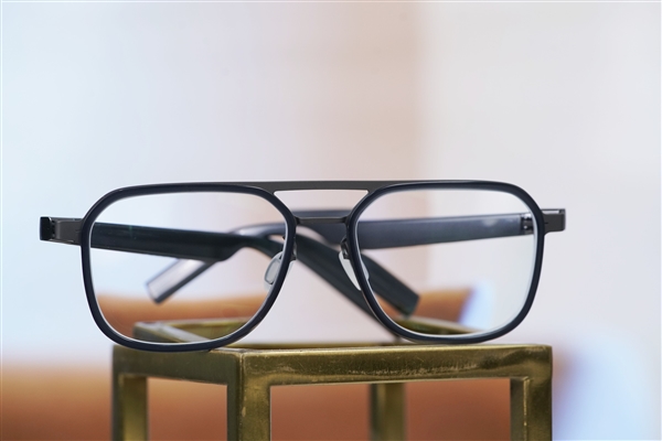 30.9克超輕設計！界環(huán)AI音頻眼鏡圖賞