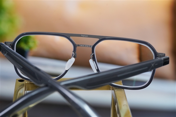 30.9克超輕設計！界環(huán)AI音頻眼鏡圖賞