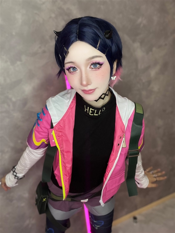 《街頭霸王6》韓蛛俐Cos美圖欣賞：邪魅甜美 身材火辣