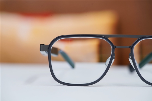 30.9克超輕設計！界環(huán)AI音頻眼鏡圖賞