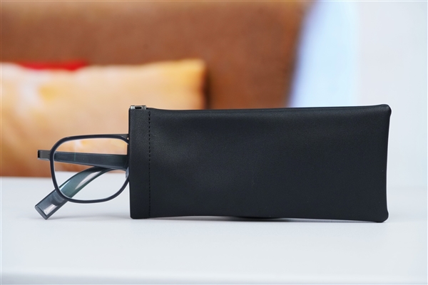 30.9克超輕設計！界環(huán)AI音頻眼鏡圖賞