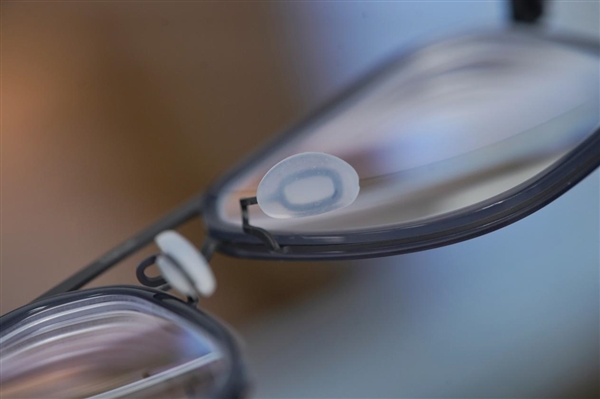 30.9克超輕設計！界環(huán)AI音頻眼鏡圖賞