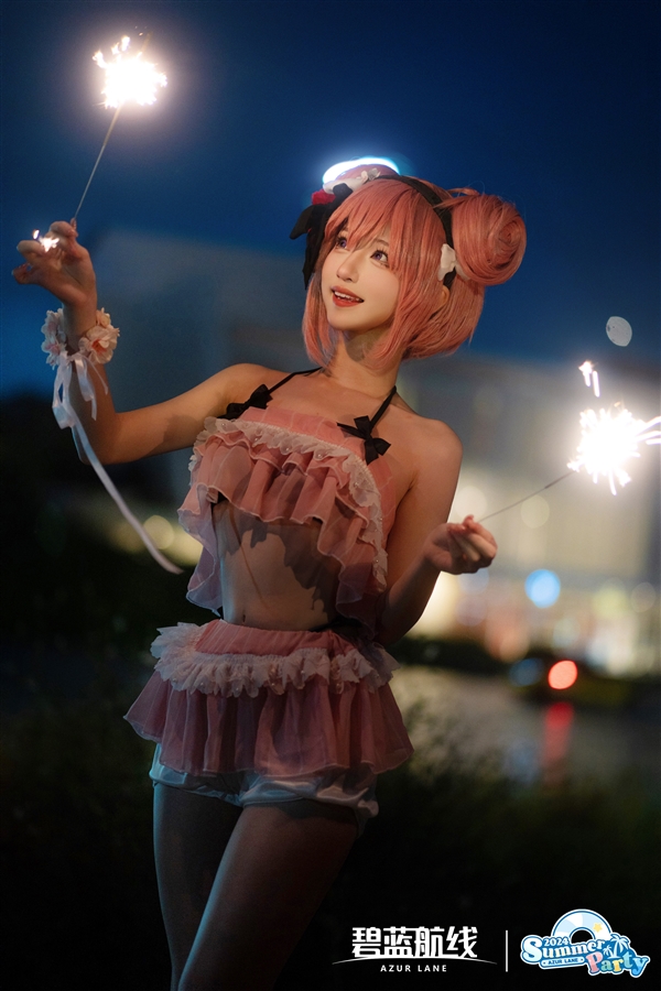 《碧藍(lán)航線》港區(qū)盛夏清涼節(jié)返圖：Coser風(fēng)姿絕美