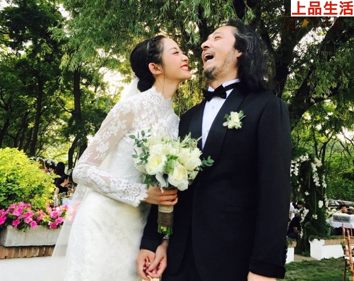 萬(wàn)千惠三寶婚禮