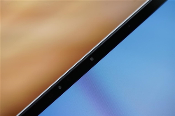 LED光線矩陣吸睛！ROG幻16 Air銳龍AI版圖賞