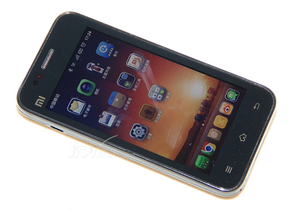 今天是小米手機13歲生日 雷軍感謝米粉朋友13年的支持與陪伴