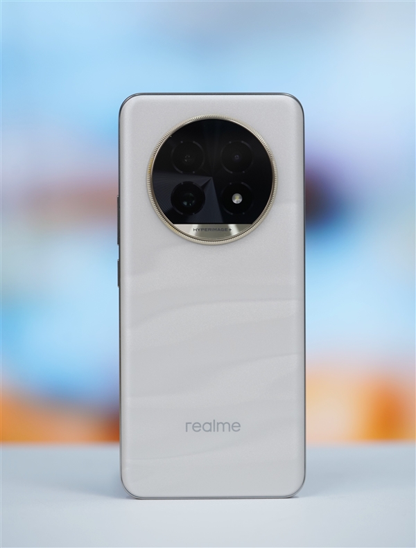 首發(fā)全新索尼超光影潛望長焦！真我13 Pro+圖賞