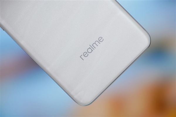 首發(fā)全新索尼超光影潛望長焦！真我13 Pro+圖賞