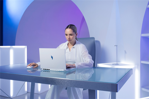 宏碁暗影騎士V14游戲本發(fā)布：銳龍7 8845HS+RTX 4050