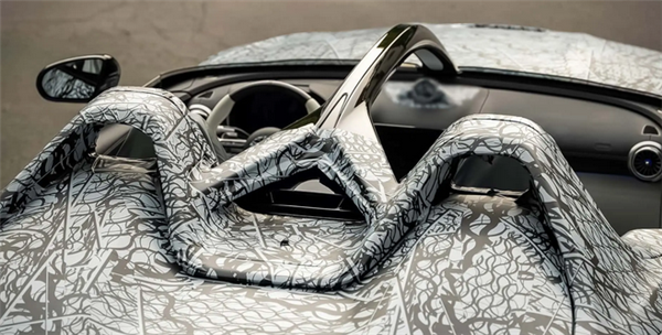 有錢人的大玩具！奔馳AMG PureSpeed上路測試：2025年全球首發(fā)