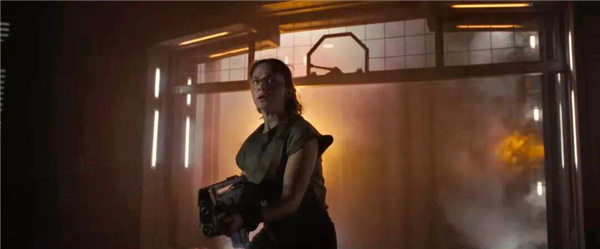 45年了！異形還是能把人類(lèi)嚇出陰影