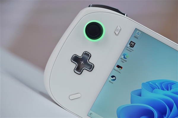 全球第二款酷睿Ultra掌機！AOKZOE A2 Ultra圖賞