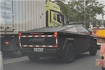 國內(nèi)唯一一臺(tái)上牌的特斯拉Cybertruck皮卡現(xiàn)身廣東：不銹鋼車身被改成黑色