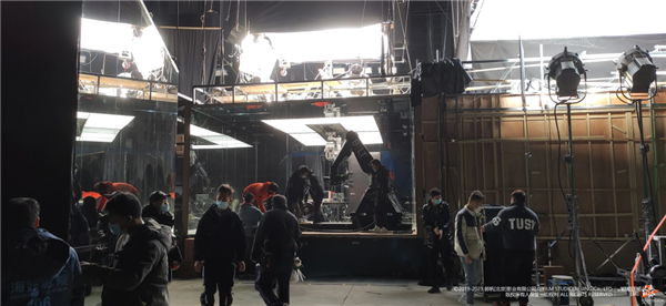 《流浪地球2》紀(jì)錄片來了！踹開中國科幻電影大門 太難了